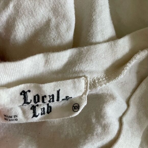 Living the good life cropped tee shirt - Picture 4 of 6